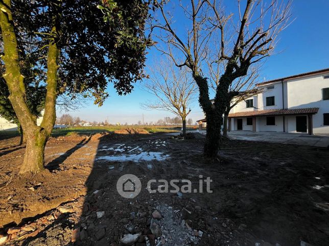 Casa indipendente in residenziale in Via Guglielmo Marconi 37