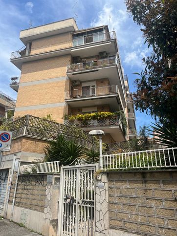 Appartamento in residenziale in Via Raffaele Battistini 121