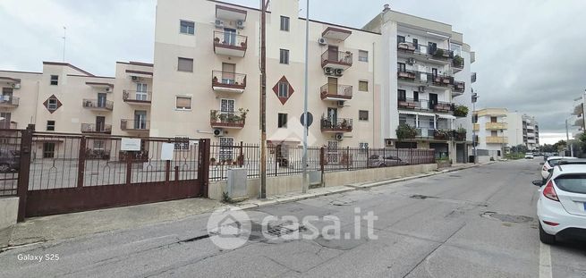 Appartamento in residenziale in Via Cesare Battisti 253