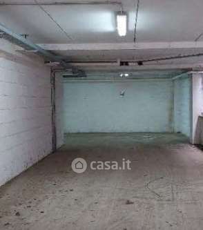 Box/posto auto in residenziale in Via Pomona