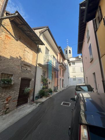 Villetta a schiera in residenziale in