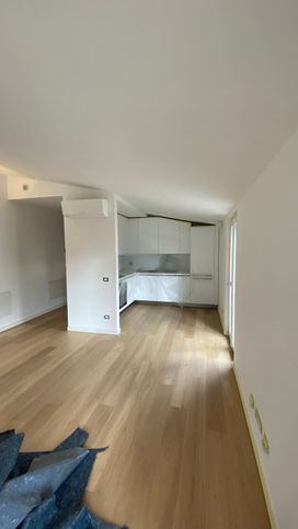 Attico/mansarda in residenziale in Via Andrea Solari