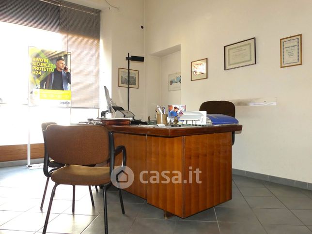 Ufficio in commerciale in Corso Casale 296  bis