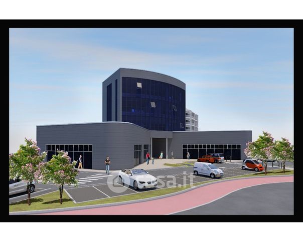 Ufficio in commerciale in Via Altinia