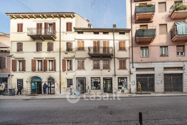 Casa indipendente in residenziale in Via S. Nazaro