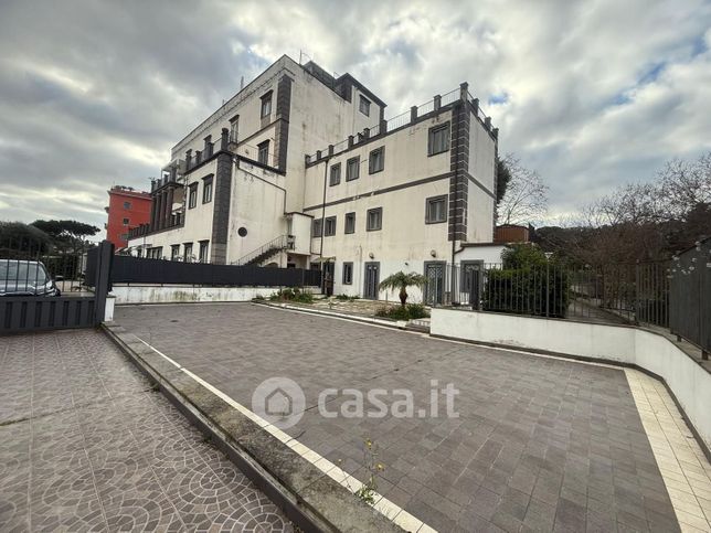 Appartamento in residenziale in Via Macedonia