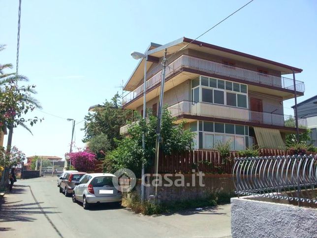 Villa in residenziale in Via Salvo D'Acquisto 24