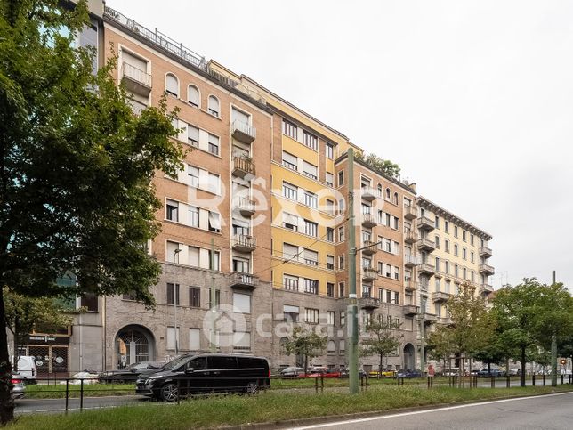 Appartamento in residenziale in Via Tonale 22