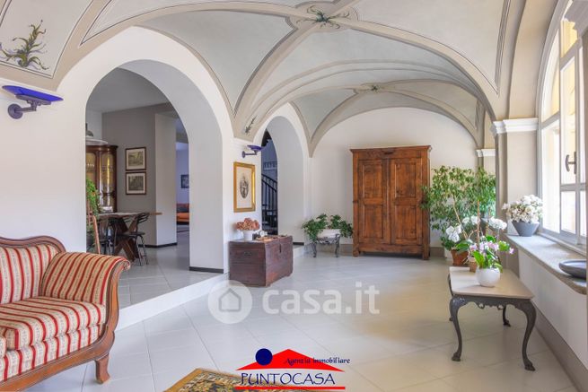 Appartamento in residenziale in Via UMBERTO I