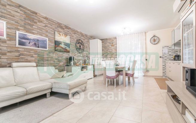 Villetta a schiera in residenziale in
