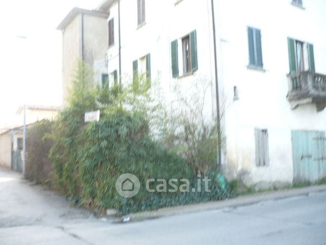 Appartamento in residenziale in Via Zappati 23