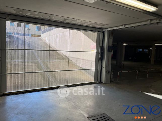 Garage/posto auto in residenziale in Via Rizzetti