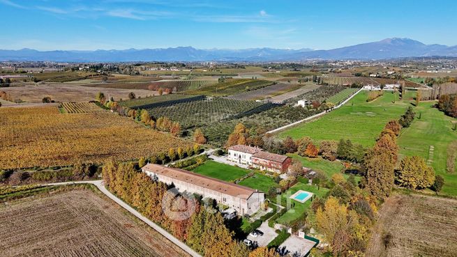 Rustico/casale in residenziale in Via Guastalla Vecchia 17