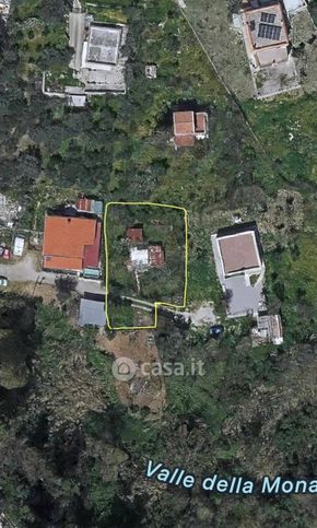 Terreno agricolo in commerciale in Via Mulini