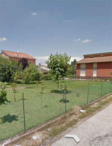 Terreno edificabile in residenziale in Via Emilia