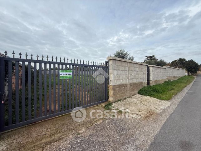 Terreno edificabile in residenziale in Via Monte San Martino 5