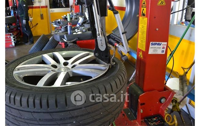 Capannone in commerciale in CENTRO 1