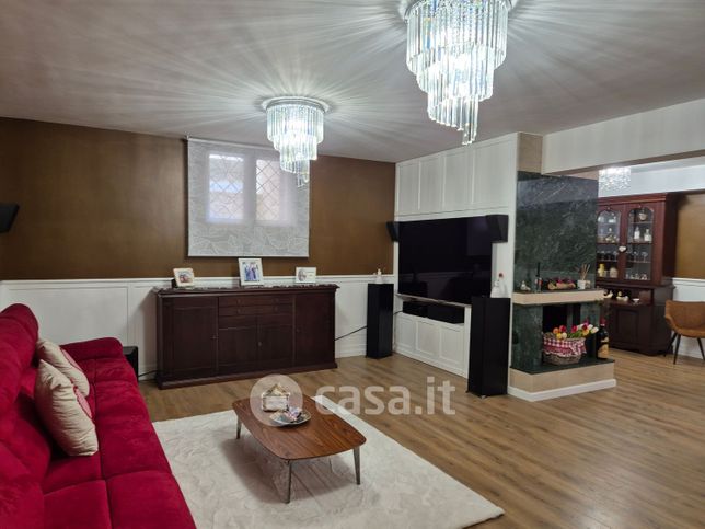 Villa in residenziale in Via Paolo Vitale