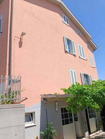 Appartamento in residenziale in Via Fossanuova 171