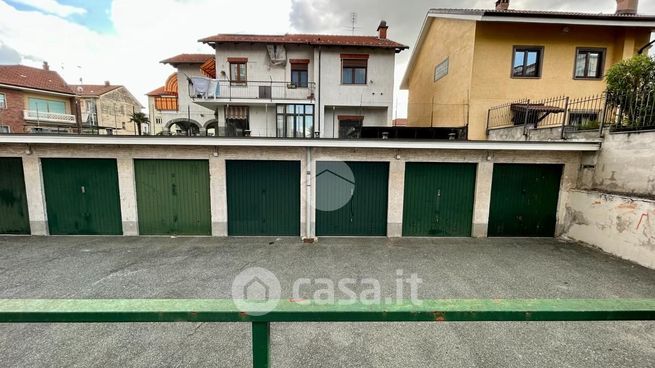 Garage/posto auto in residenziale in Via Principe Amedeo 21