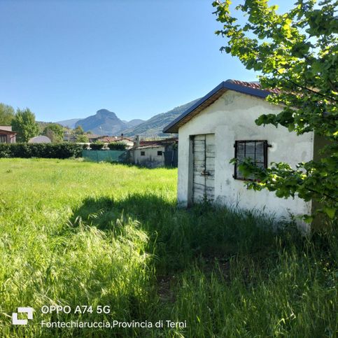 Terreno edificabile in residenziale in Via Valnerina