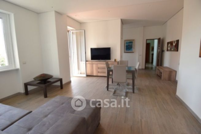 Appartamento in residenziale in Via Massimi