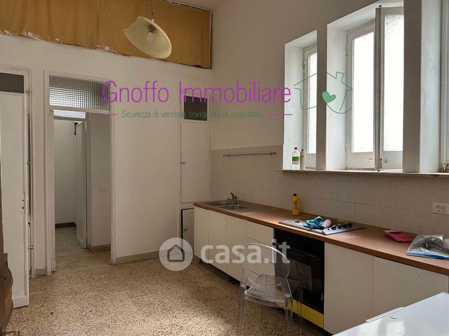 Appartamento in residenziale in Via Carosio