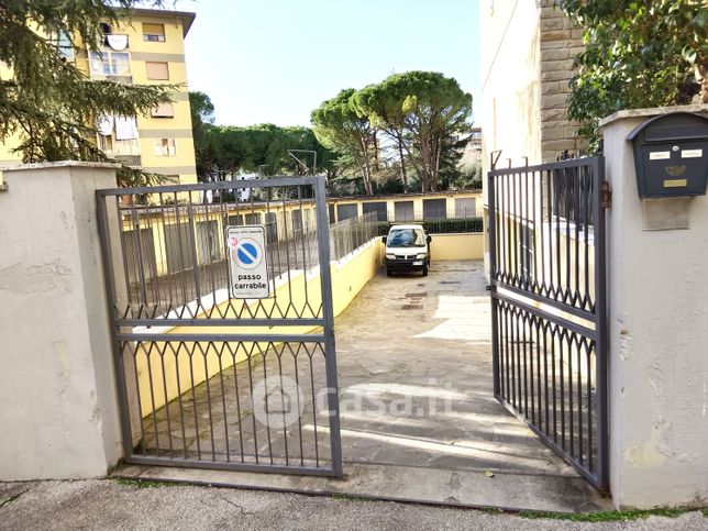 Ufficio in commerciale in Viale Iº Maggio