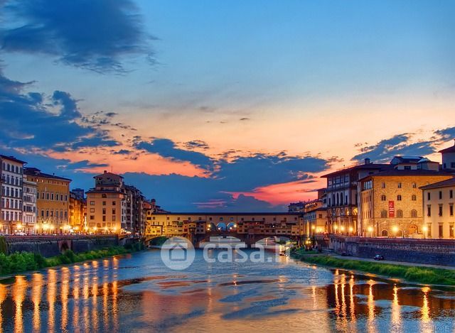 Attivitã /licenza (con o senza mura) in commerciale in Ponte Vecchio
