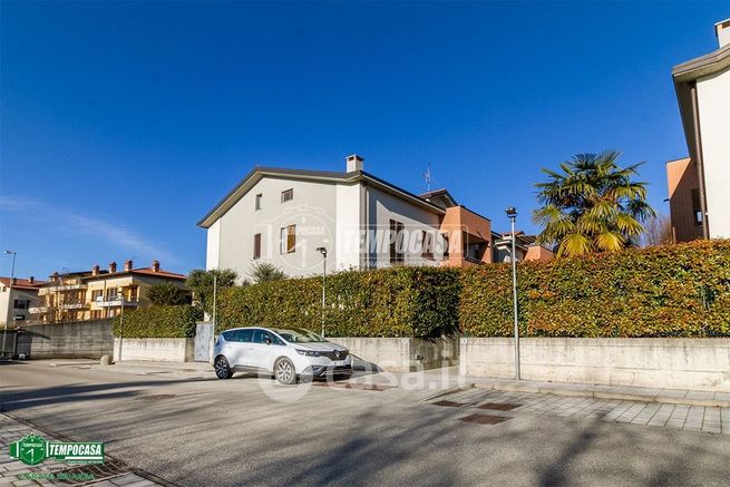 Appartamento in residenziale in Via Santo Sudario 12