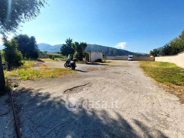 Terreno agricolo in commerciale in Via Olio di Lino 21