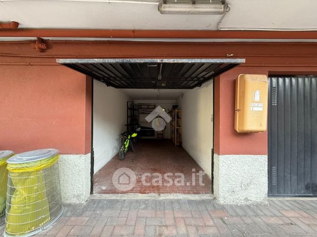 Box/posto auto in residenziale in 
