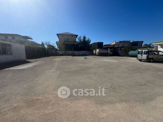 Terreno agricolo in commerciale in Via della Libertà