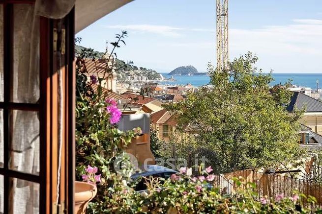 Appartamento in residenziale in Via Virgilio 45