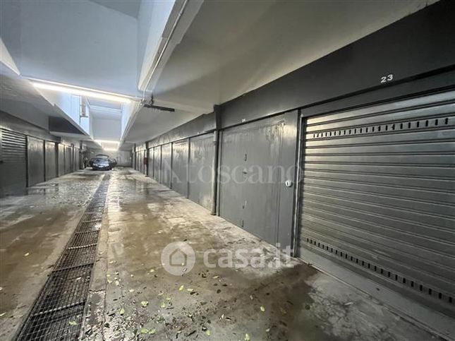 Garage/posto auto in residenziale in Via Pietro Redaelli