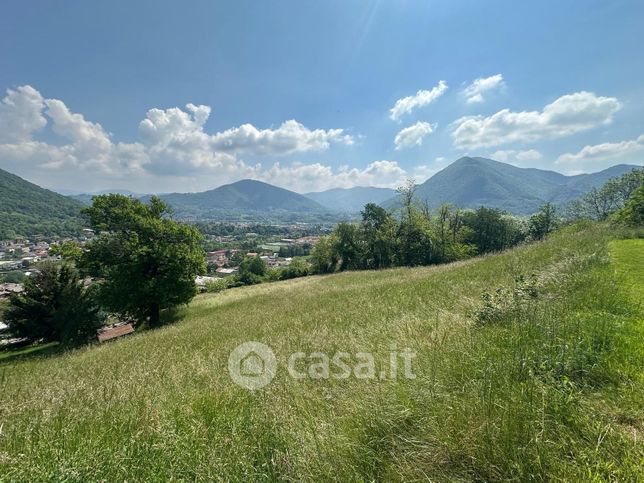 Terreno agricolo in commerciale in Via Madonna della Neve