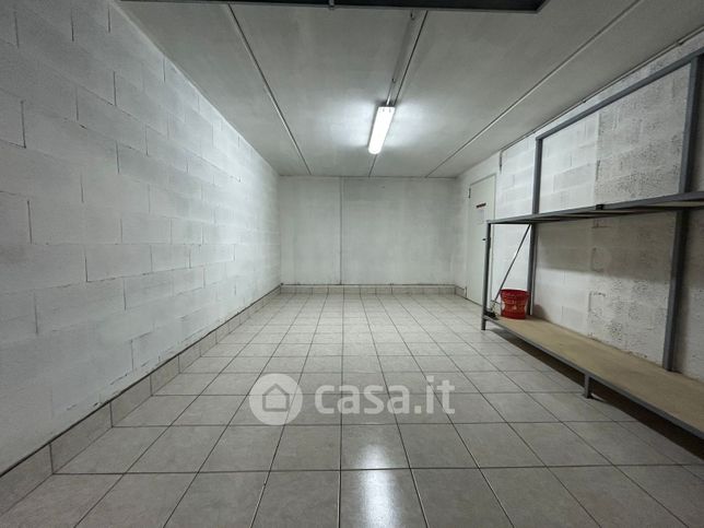 Box/posto auto in residenziale in Via Giacomo Barucchi 47a