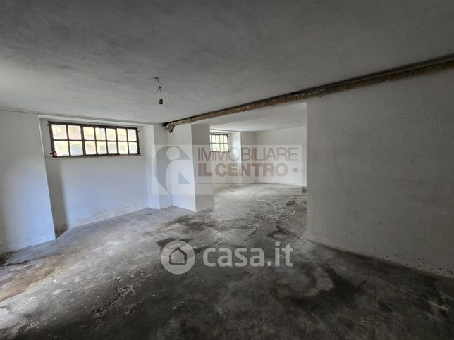 Box/posto auto in residenziale in