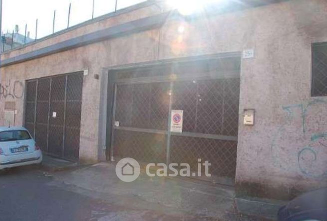 Box/posto auto in residenziale in Via Casilina 256