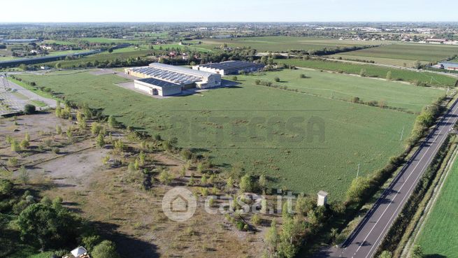 Terreno edificabile in residenziale in Via Venuti Padre e Figlio 8