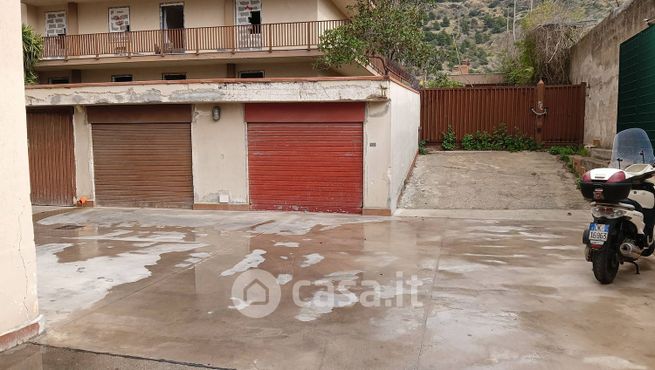 Garage/posto auto in residenziale in Via Ammiraglio Cagni Umberto 61