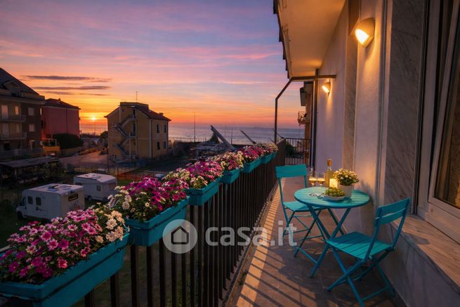 Appartamento in residenziale in Via Aurelia 910