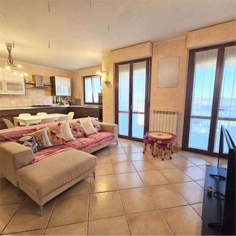 Appartamento in residenziale in Via Galileo Vercesi 29