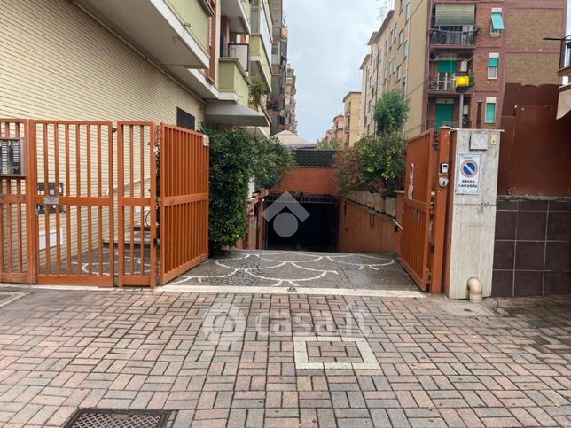 Garage/posto auto in residenziale in Via dei Velieri 20