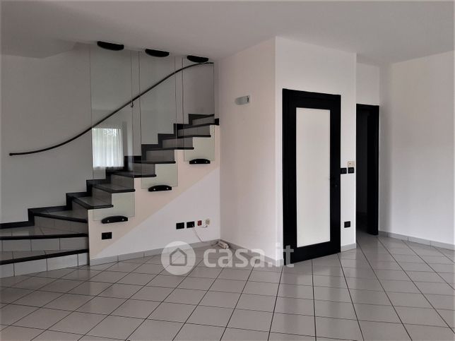 Casa bi/trifamiliare in residenziale in Via dell'Arrigoni