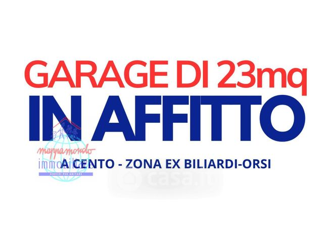 Garage/posto auto in residenziale in Via IV Novembre 11