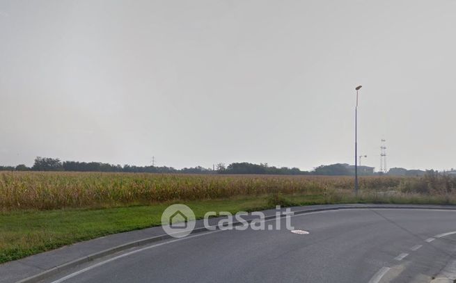 Terreno edificabile in residenziale in Via Trento