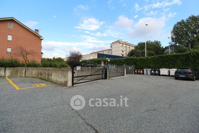 Garage/posto auto in residenziale in Via Giuseppe Giusti