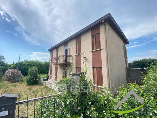 Casa indipendente in residenziale in Via Giacomazzo