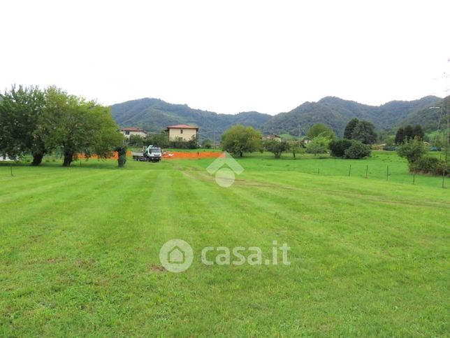 Terreno edificabile in residenziale in Via Europa Unita